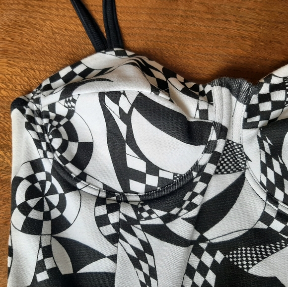 Vintage 90s Le Chateau 1 piece dress with biker shorts built-in bra - Picture 5 of 10